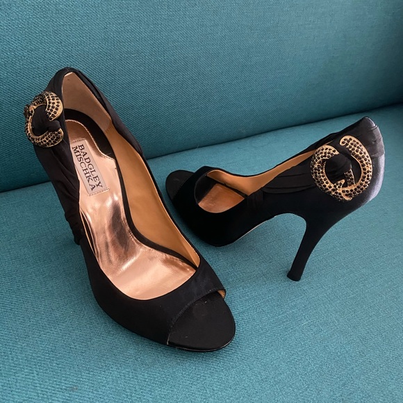 Badgley Mischka Satin Leather Crystal Brooch Open Toe Pump - Picture 2 of 7